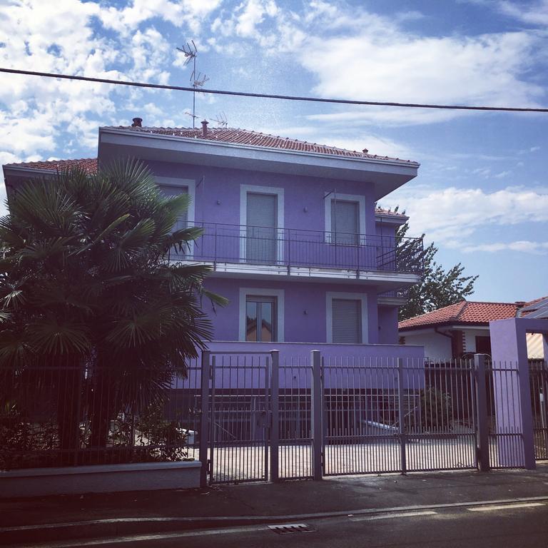 La Maison Extravagante Saronno Exterior photo